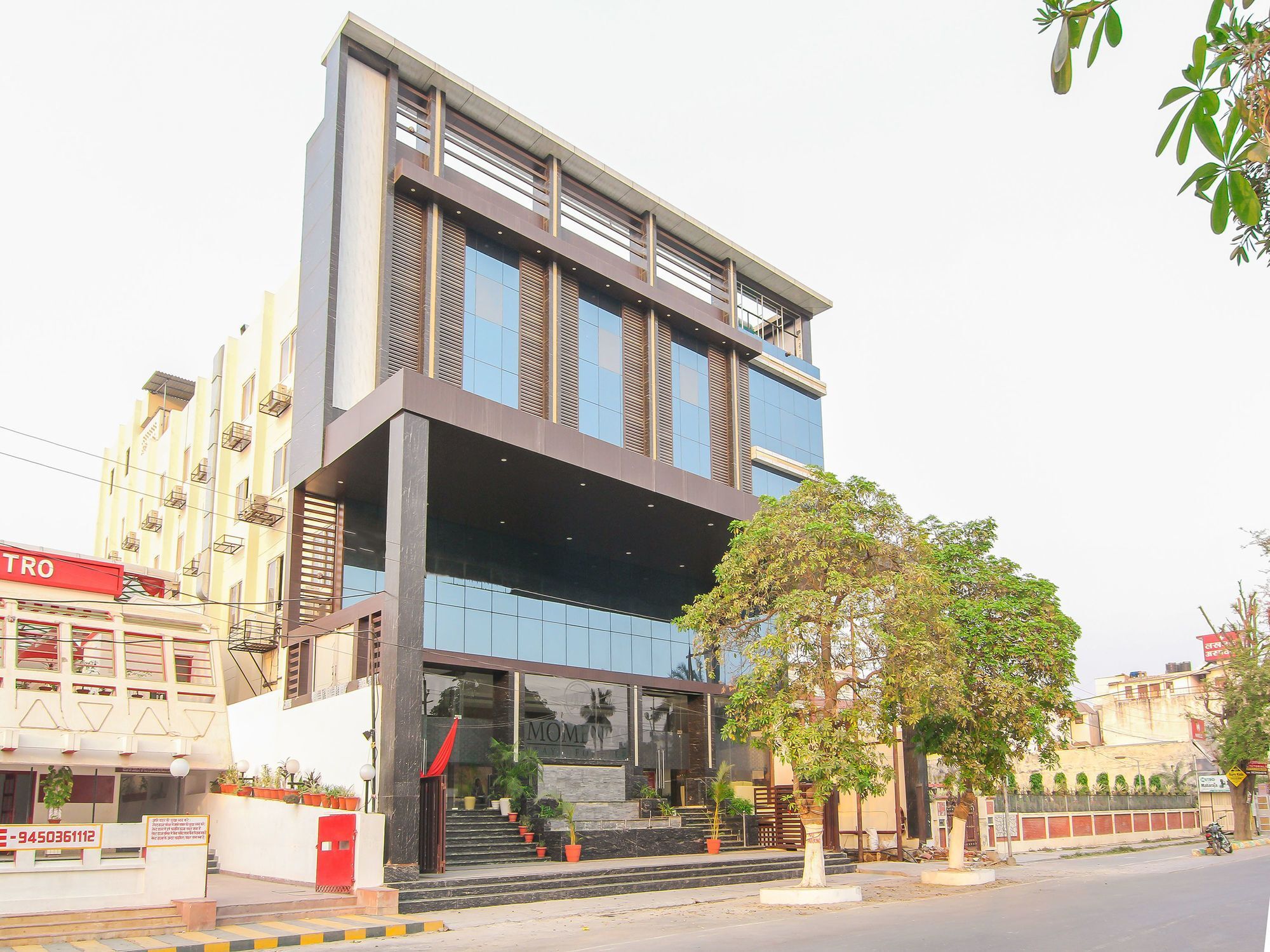 Moments Hotel Lucknow Exterior foto