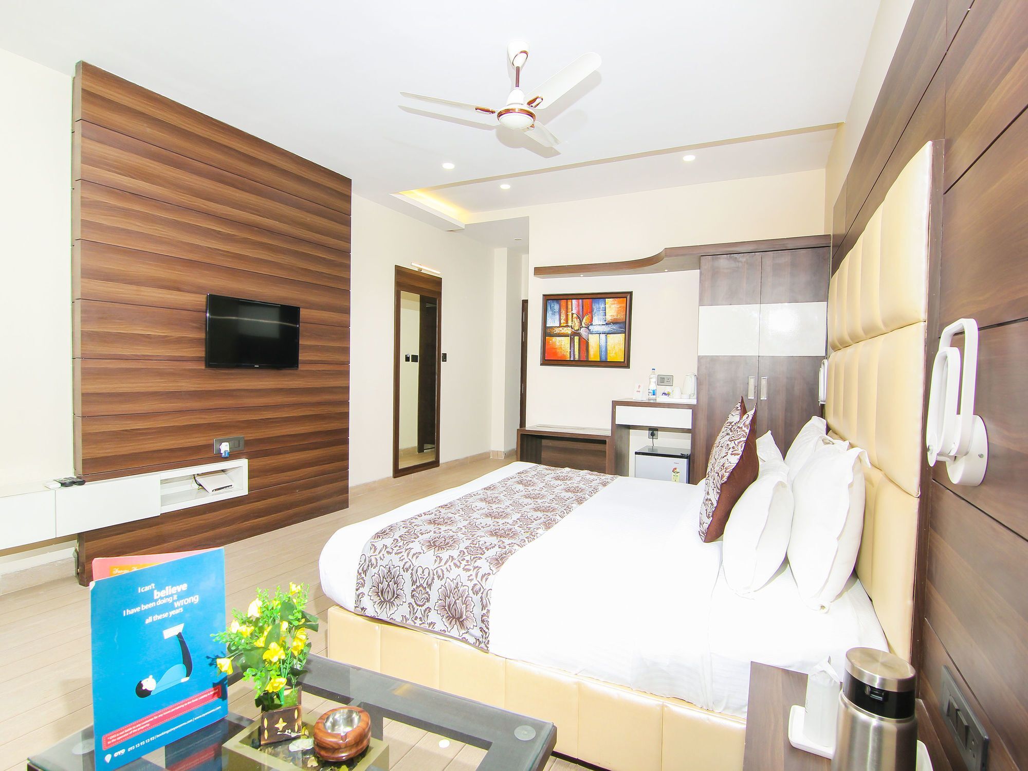 Moments Hotel Lucknow Exterior foto